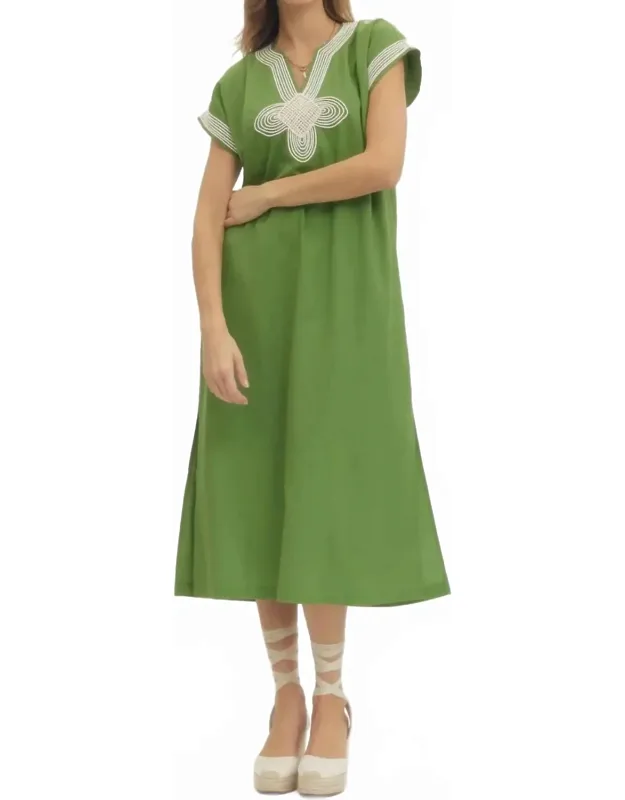 Applique Trim Midi Dress