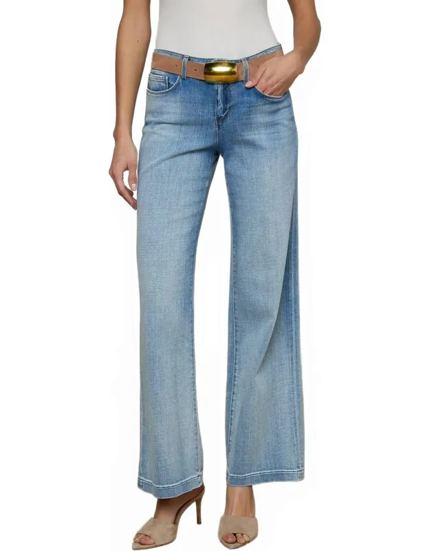 Low-rise Wide-leg Jeans