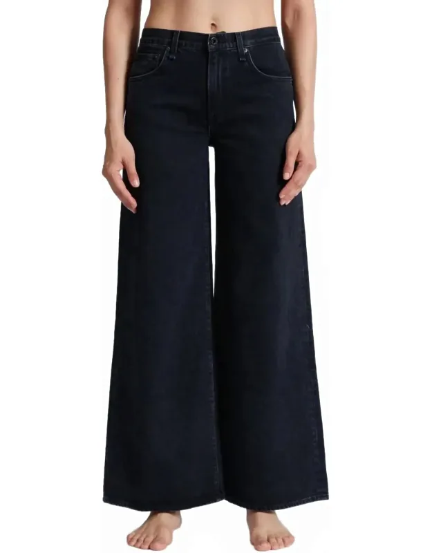 Wide Leg Jeans