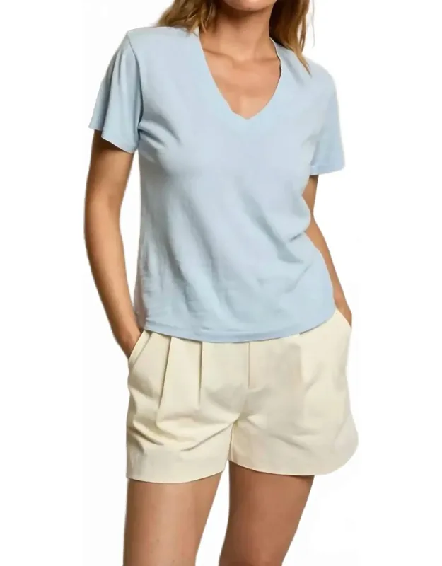 Hendrix V Neck Tee