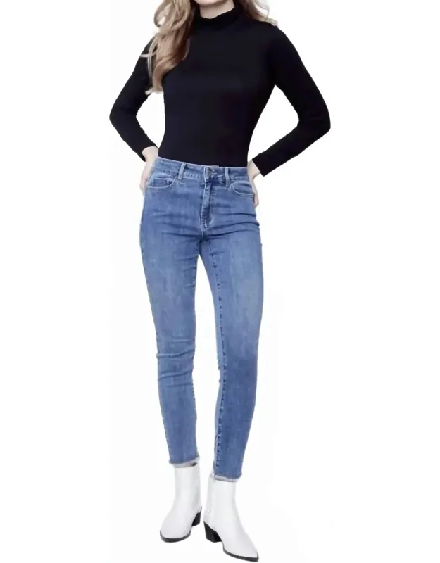 Tulip Back Hem Jeans