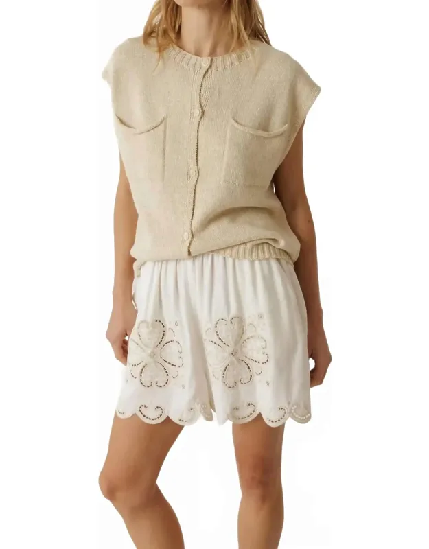 Scalloped Embroidery Shorts