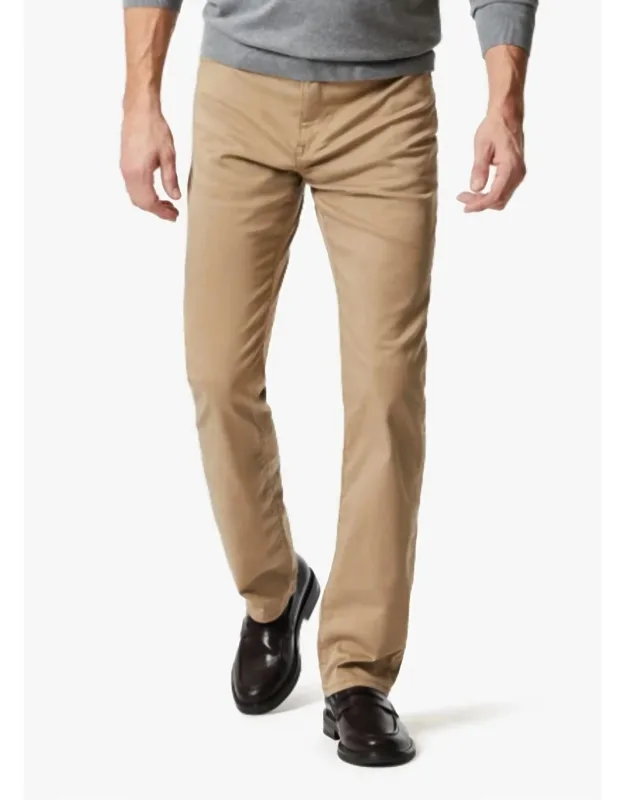 Relaxed Straight Pants