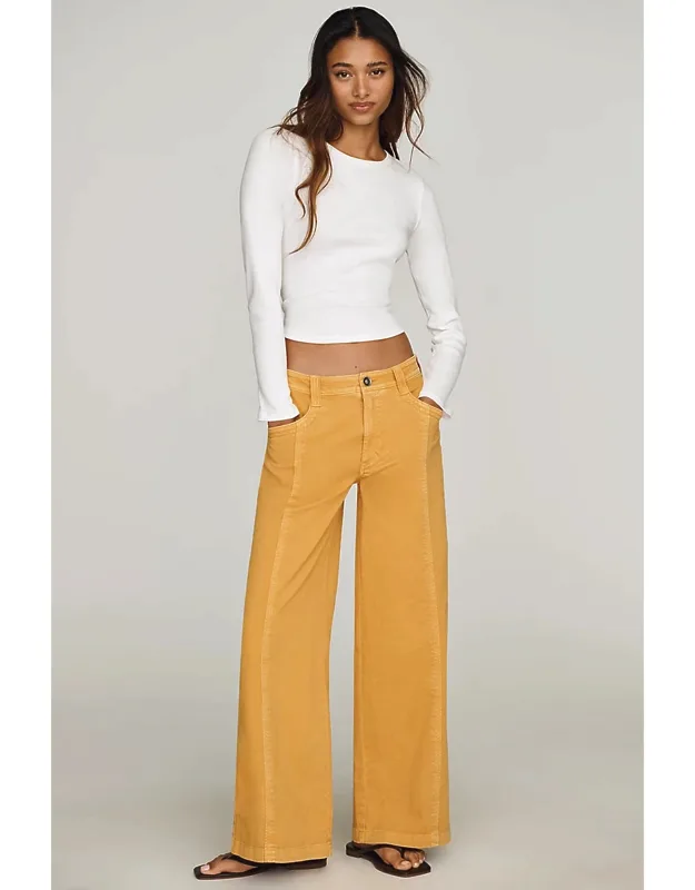 High-rise Wide-leg Pants