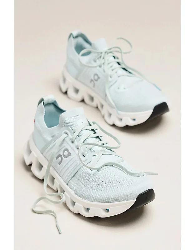 Cloudswift Sneakers