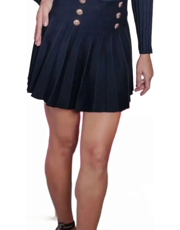 Buttoned Pleated Skirt
