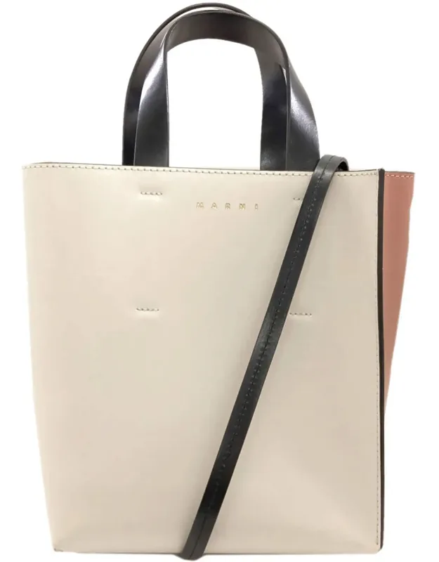 Leather Handbag (pre-owned)