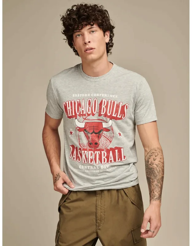 Bulls Graphic Tee