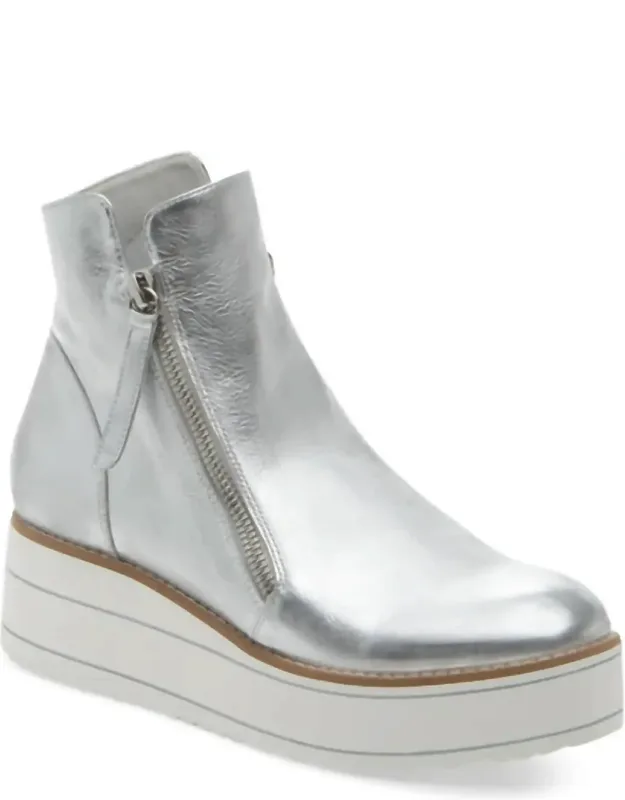 Nene Wedge Booties