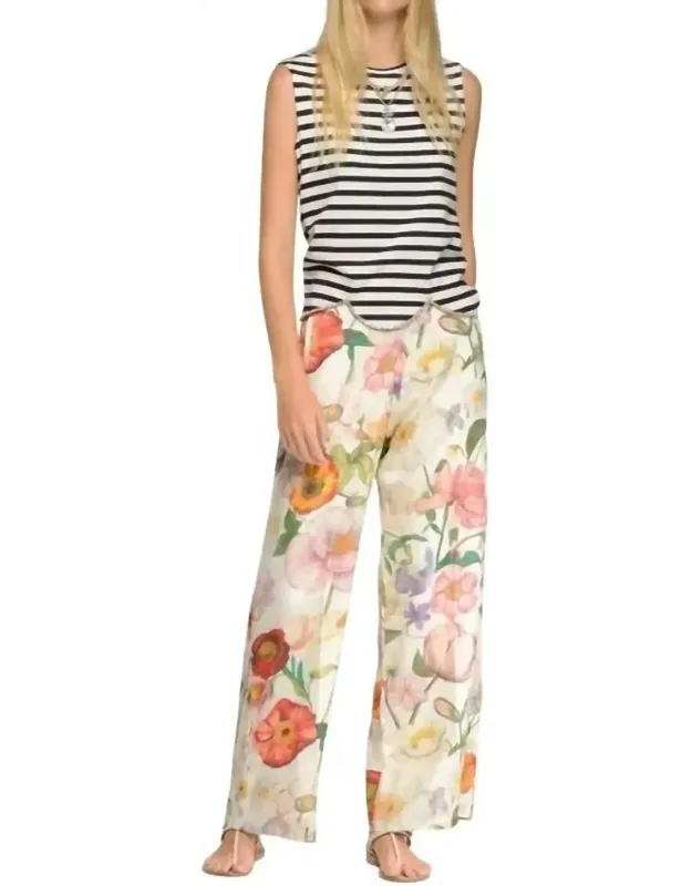 Trousers In Flores Print