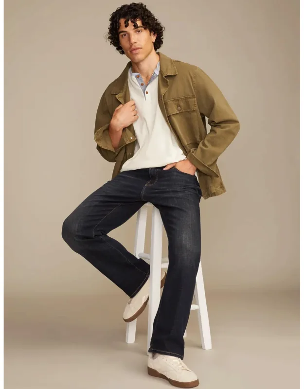 Relaxed Straight Coolmax Jeans