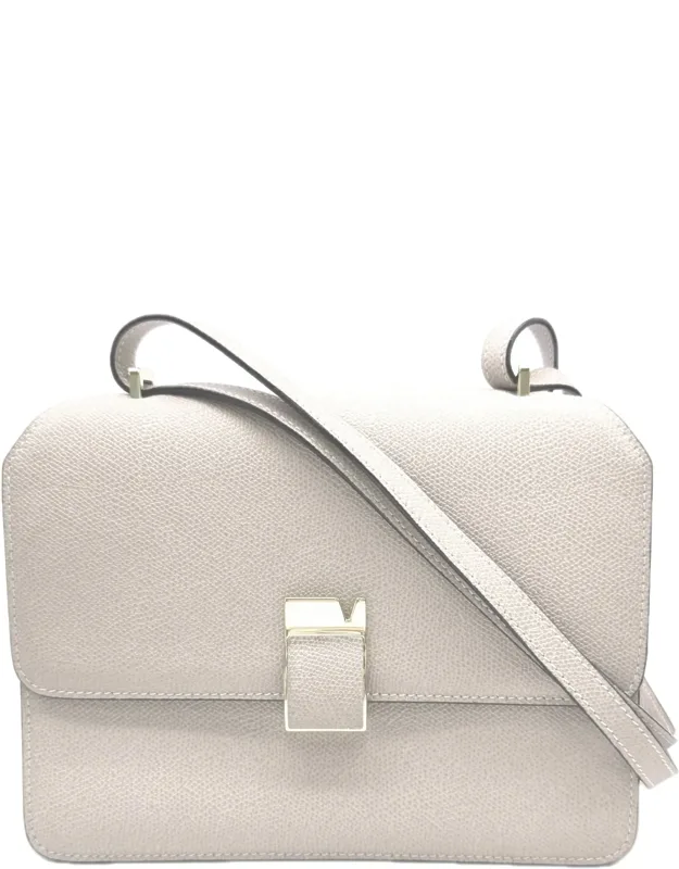 Leather Shoulder Bag (pre-owned)