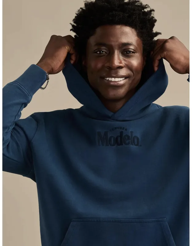 Modelo Logo Hoodie