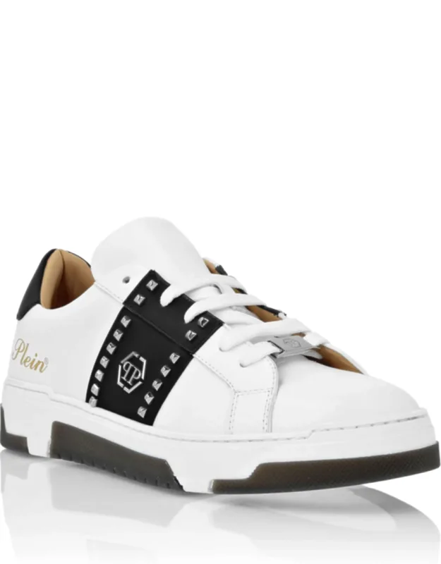 Low-top Sneakers With Studs And Shock-absorbing Midsole