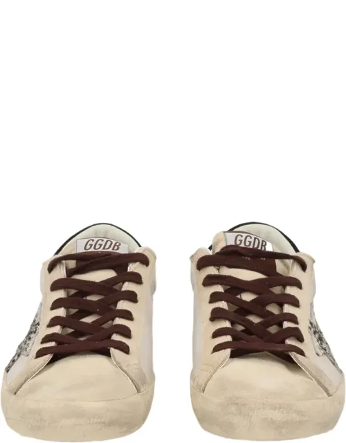 Vintage-inspired Distressed Leather Sneakers