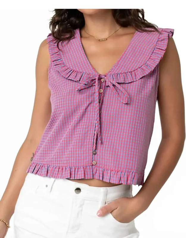 Peter Pan Collar Sleeveless Blouse