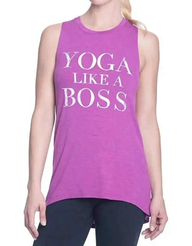 Graphic Keyhole Back Tank Top