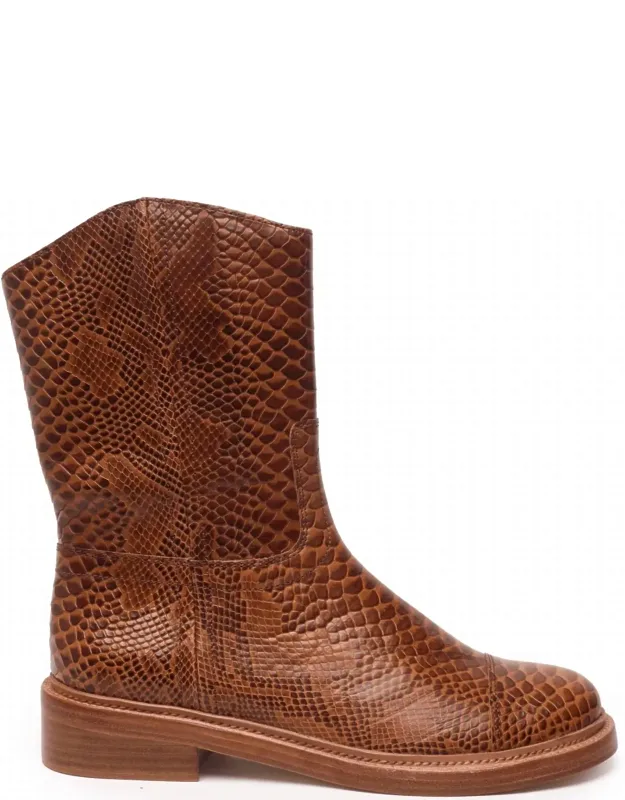 Change Snake Boots