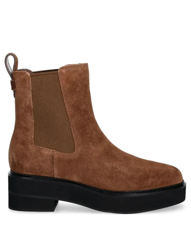 Elastic Side Panel Leather Ankle Boots