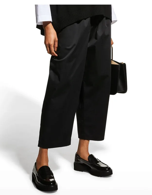 Wide-leg Trousers