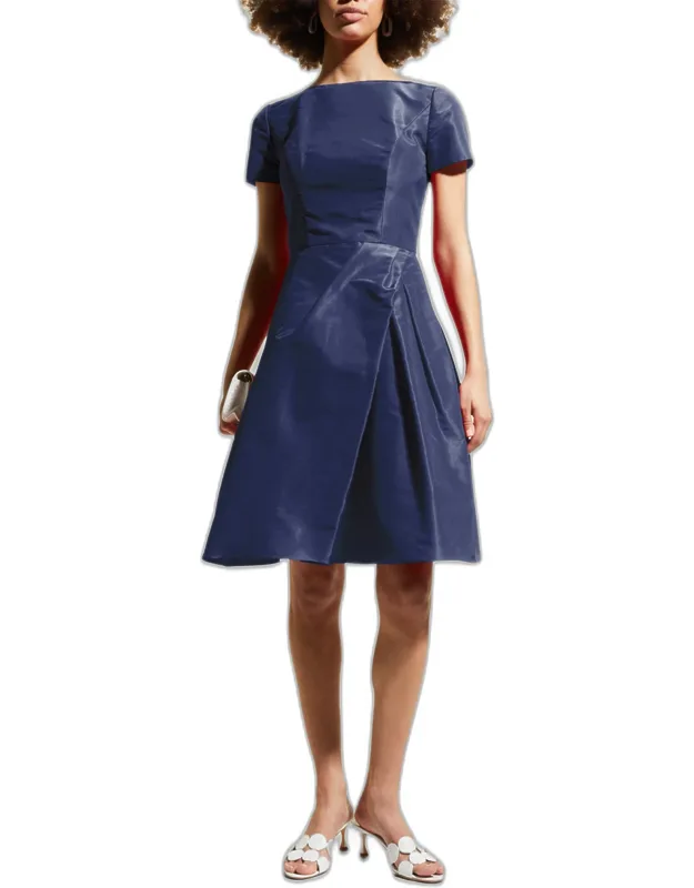 Bateau Neck Short-sleeve Dress