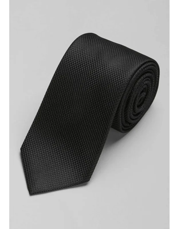 Traveler Collection Solid Tie