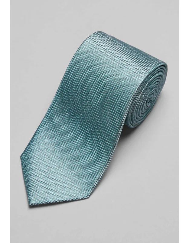 Traveler Collection Solid Tie