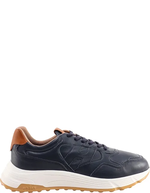 Hyperlight Sneakers With Memory Foam Technology And Lace-up Closure