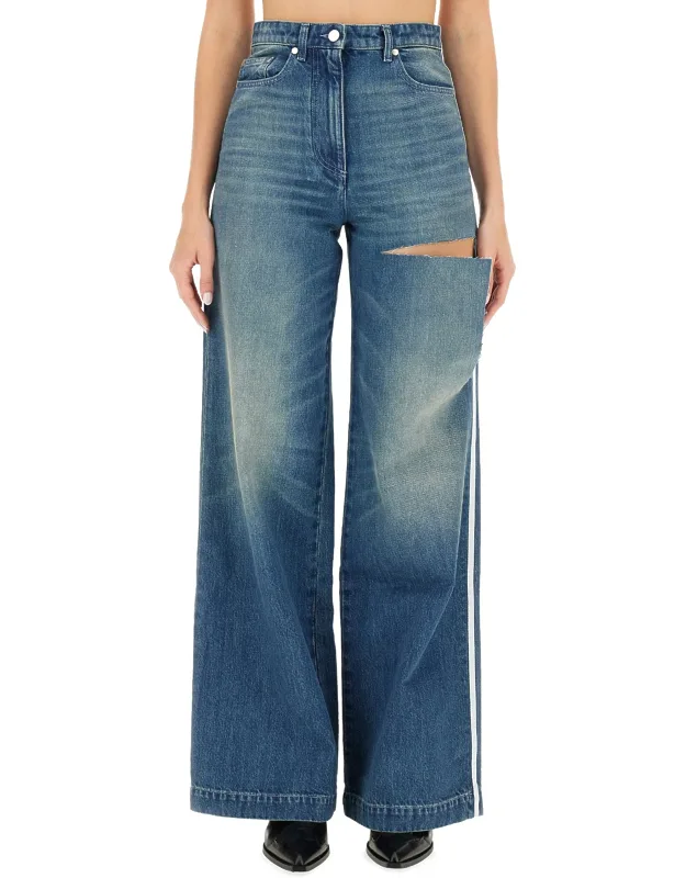 Do Wide Jeans Oversize Fit